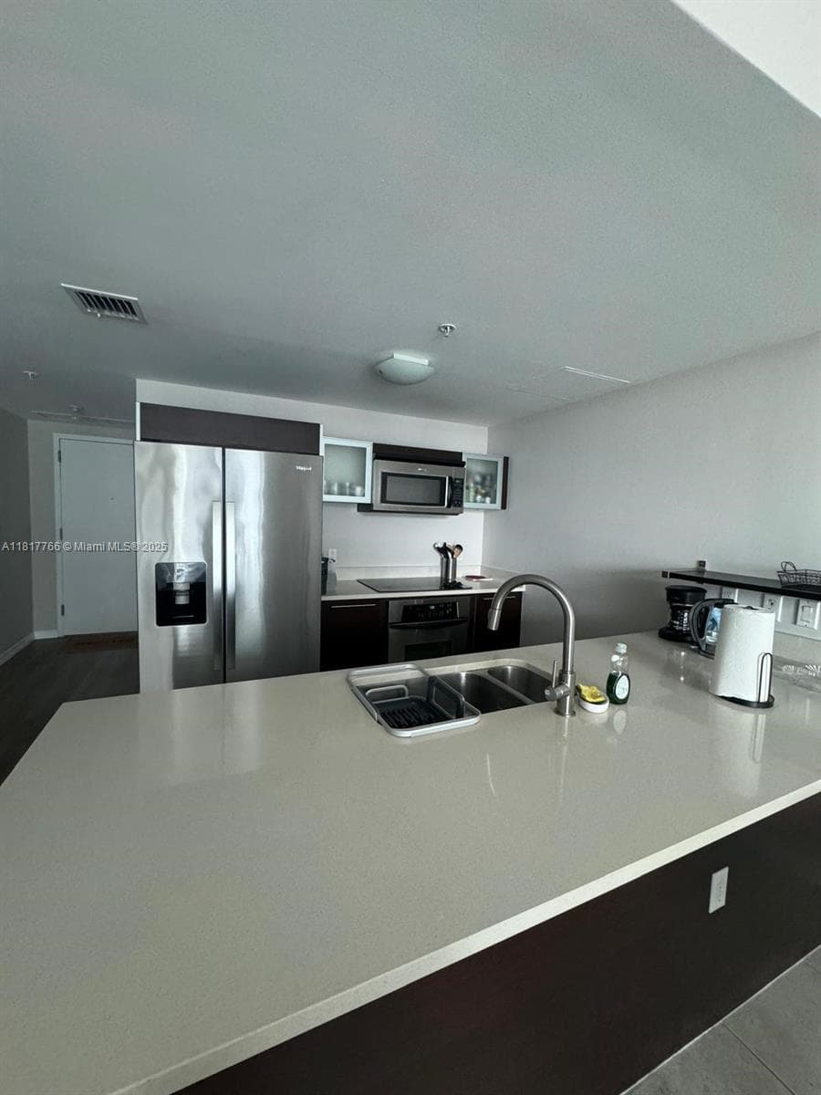 1900 N Bayshore Dr # 3909, Miami FL 33132 — 12