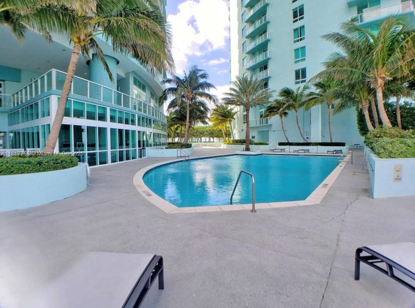 1900 N Bayshore Dr # 3909, Miami FL 33132 — 30