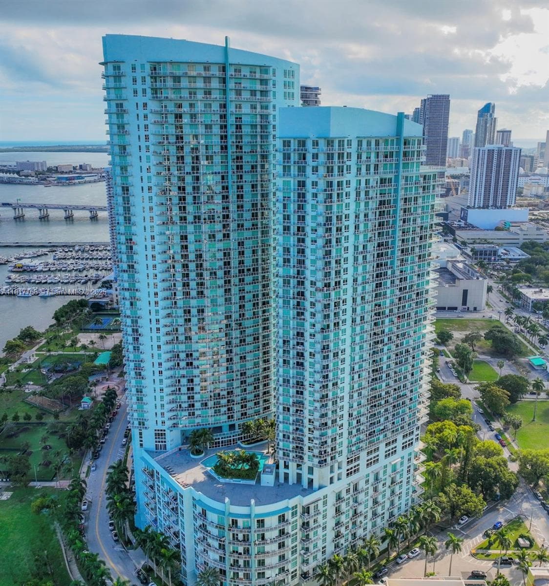 1900 N Bayshore Dr # 3909, Miami FL 33132 — 31