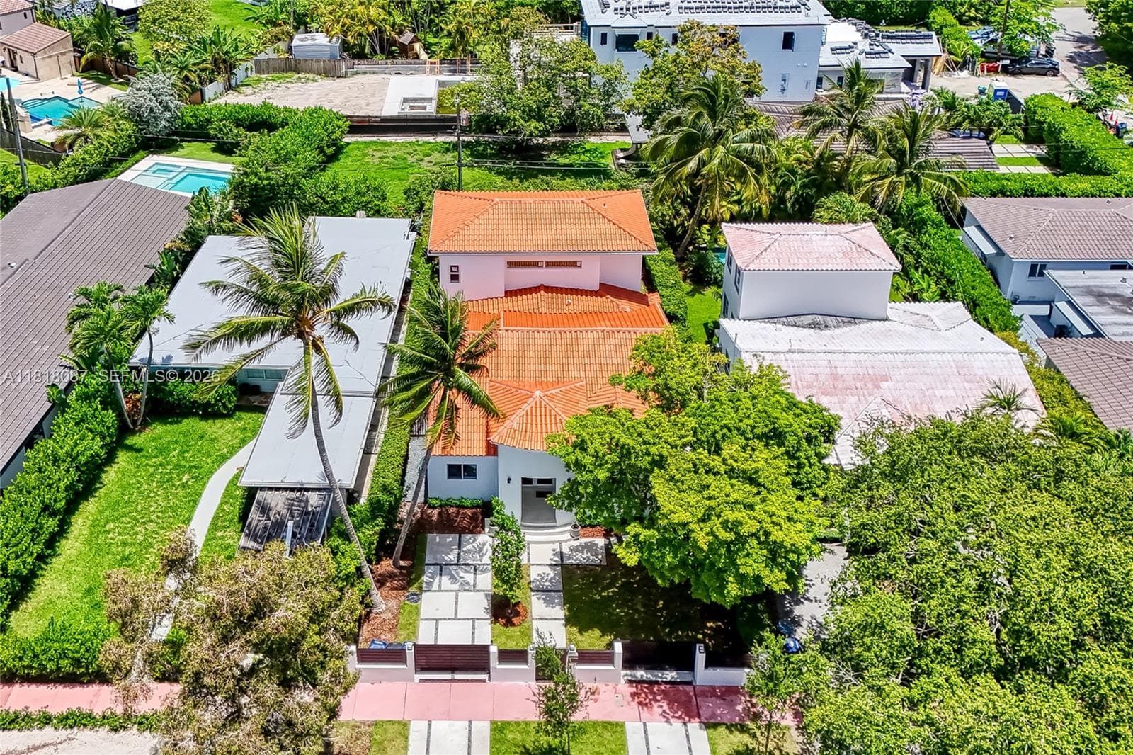 719 W 51st St, Miami Beach FL 33140 — 46
