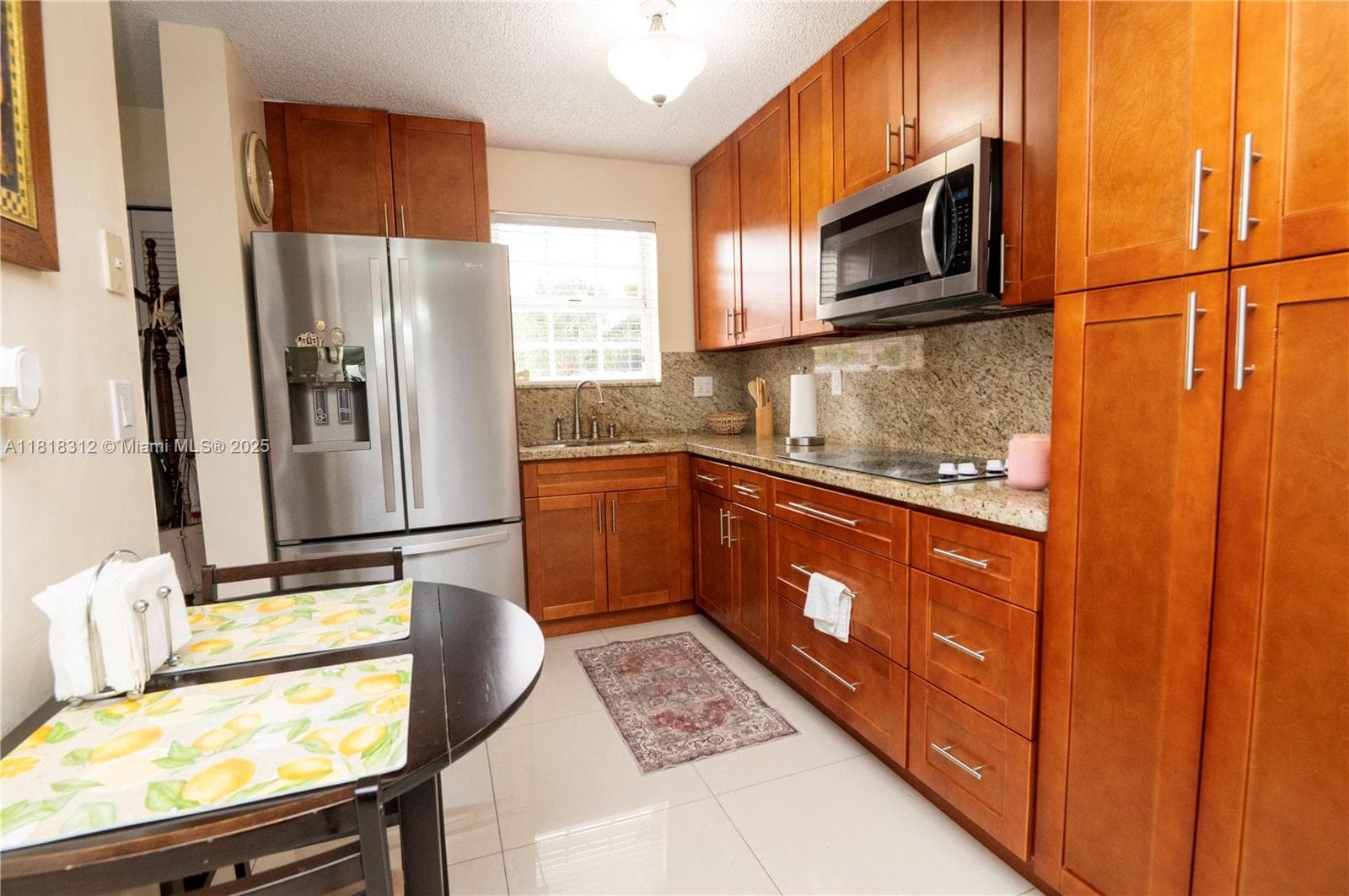 2375 W 74th St # 6, Hialeah FL 33016 — 6