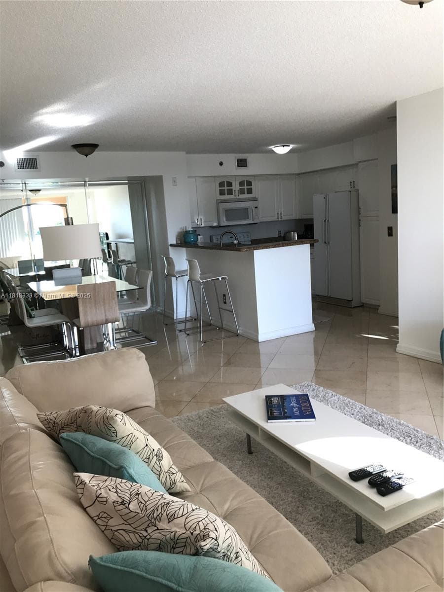 19801 E Country Club Dr # 603, Aventura FL 33180 — 4
