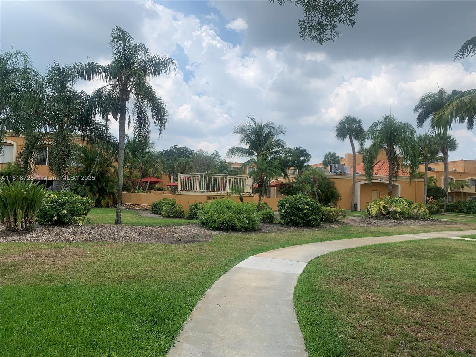 17911 NW 68th Ave # O104, Hialeah FL 33015 — 29