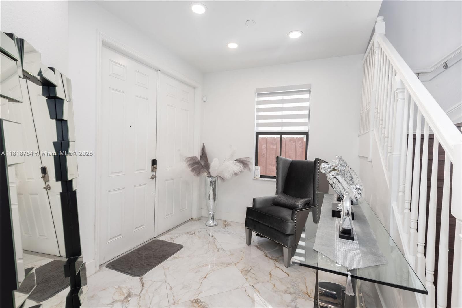 8885 NW 100th Pl, Doral FL 33178 — 7