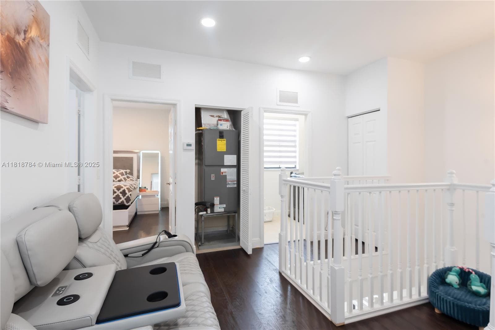8885 NW 100th Pl, Doral FL 33178 — 34