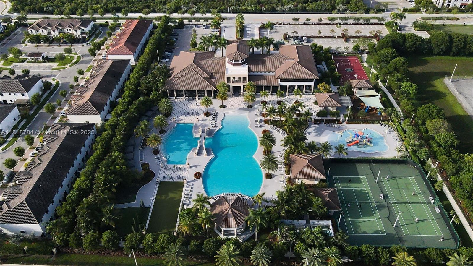 8885 NW 100th Pl, Doral FL 33178 — 45