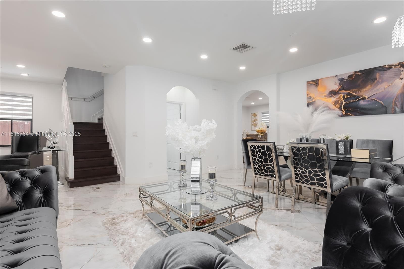 8885 NW 100th Pl, Doral FL 33178 — 19