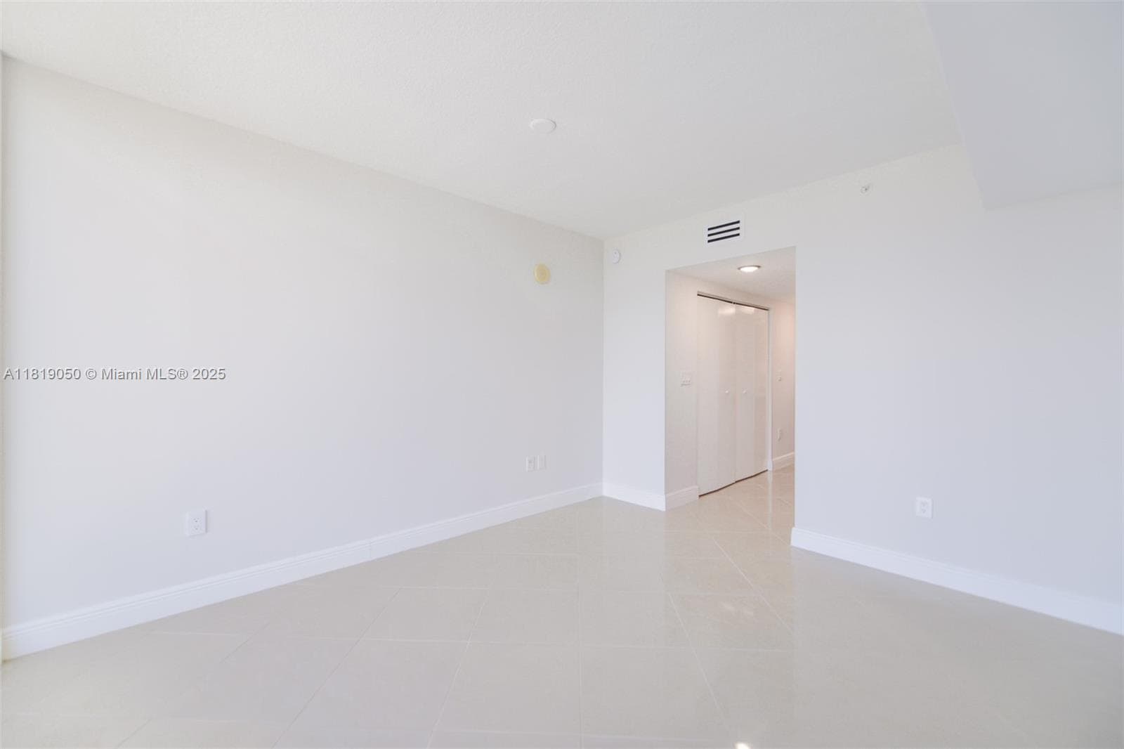 16699 Collins Ave # 2107, Sunny Isles Beach FL 33160 — 23