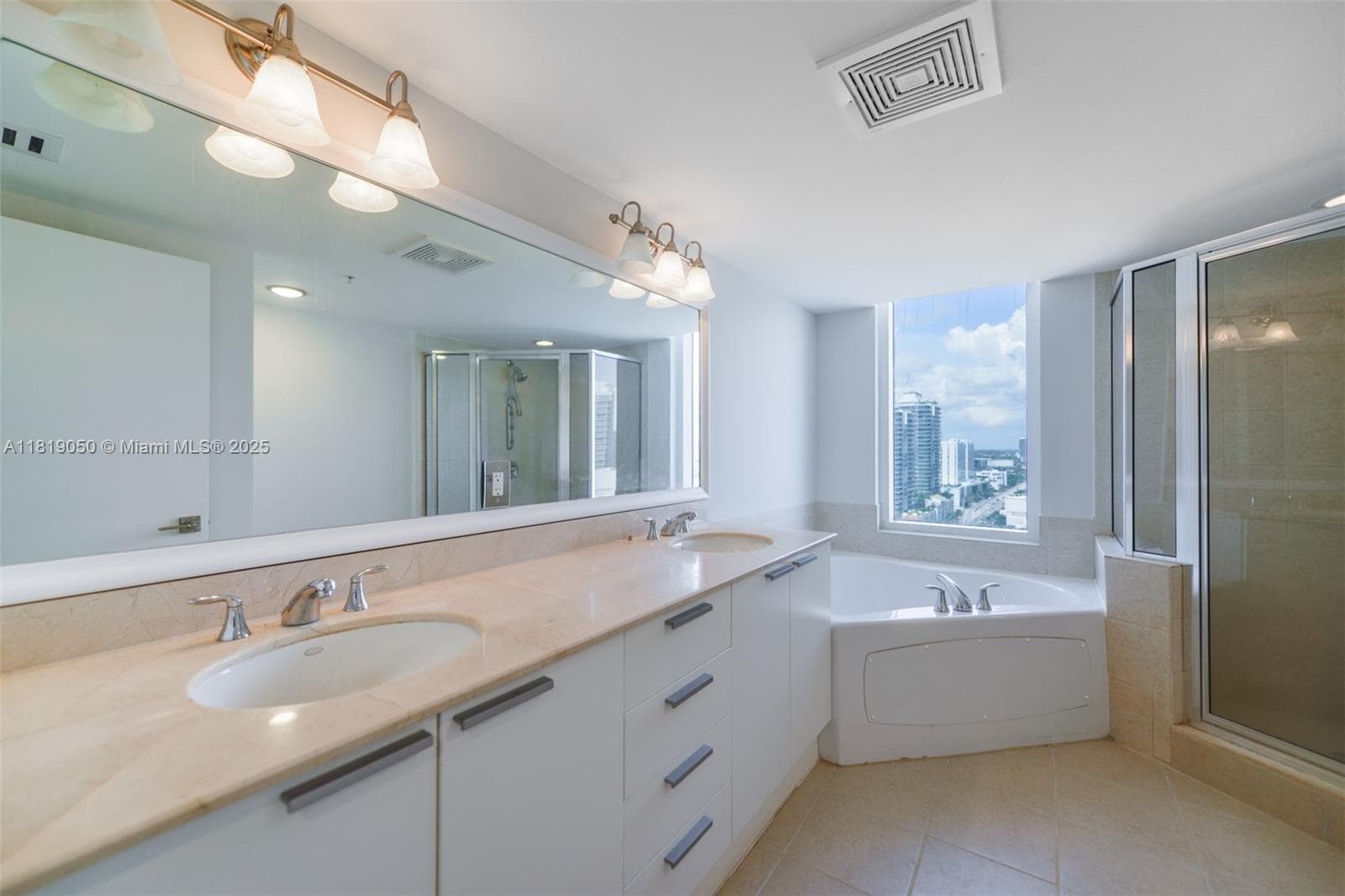 16699 Collins Ave # 2107, Sunny Isles Beach FL 33160 — 16
