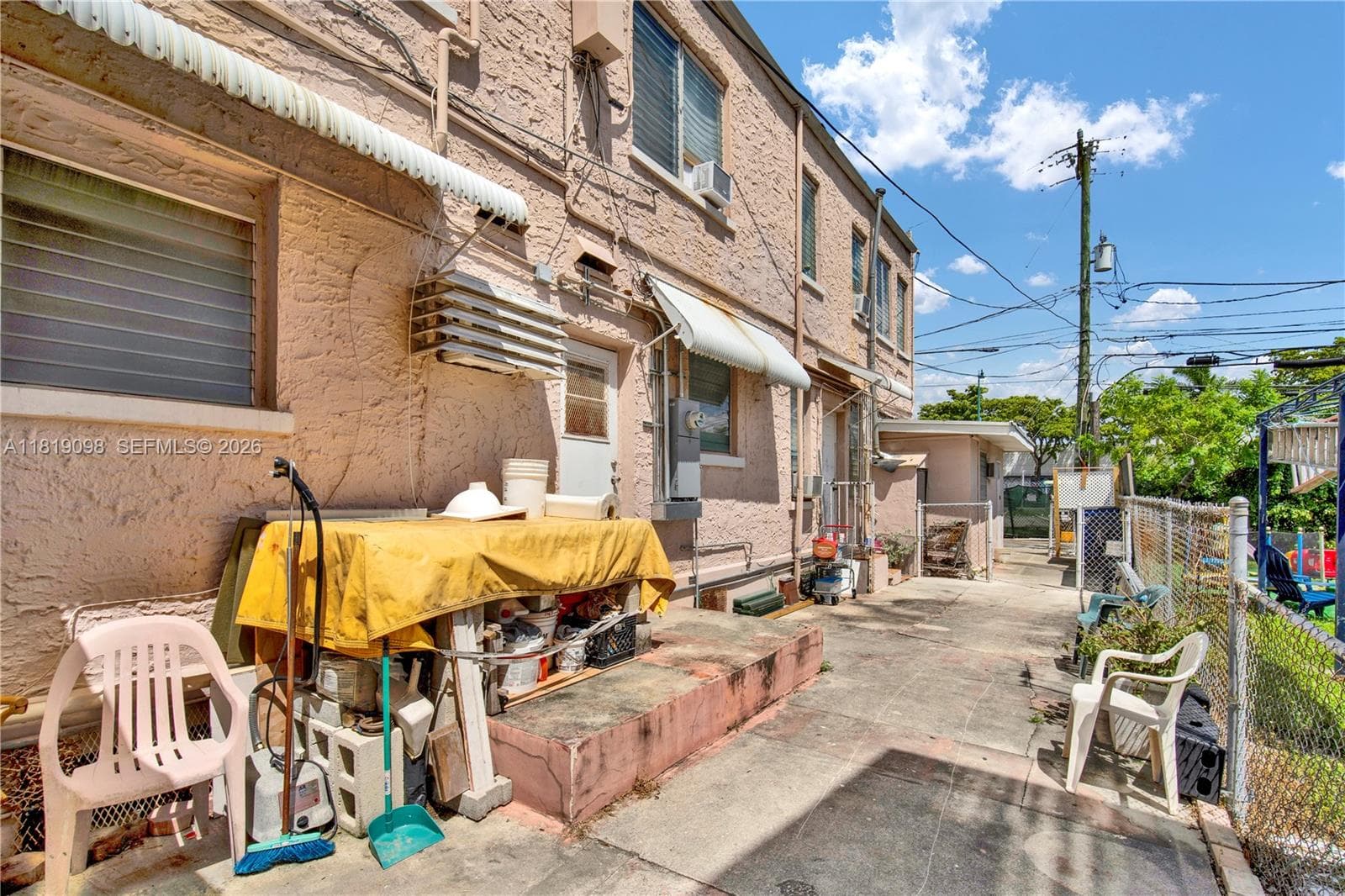 829 SW 19th Ave, Miami FL 33135 — 52