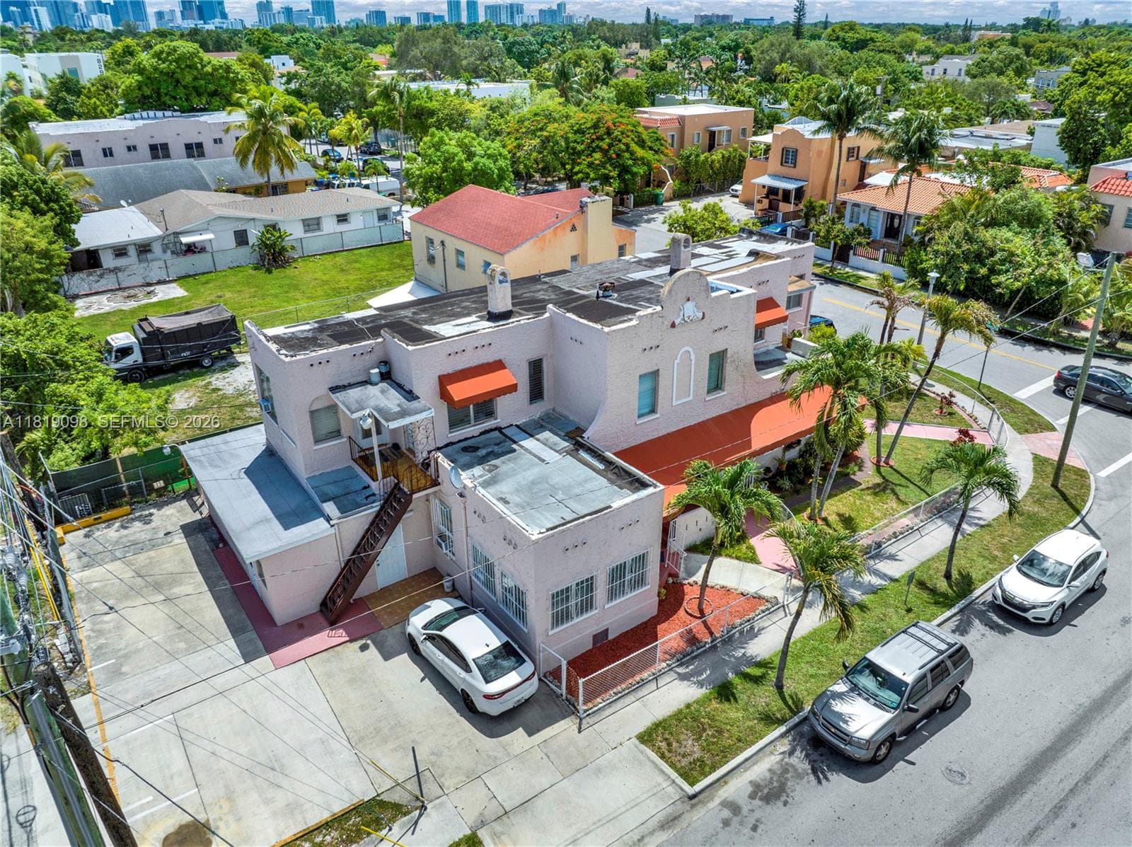 829 SW 19th Ave, Miami FL 33135 — 4