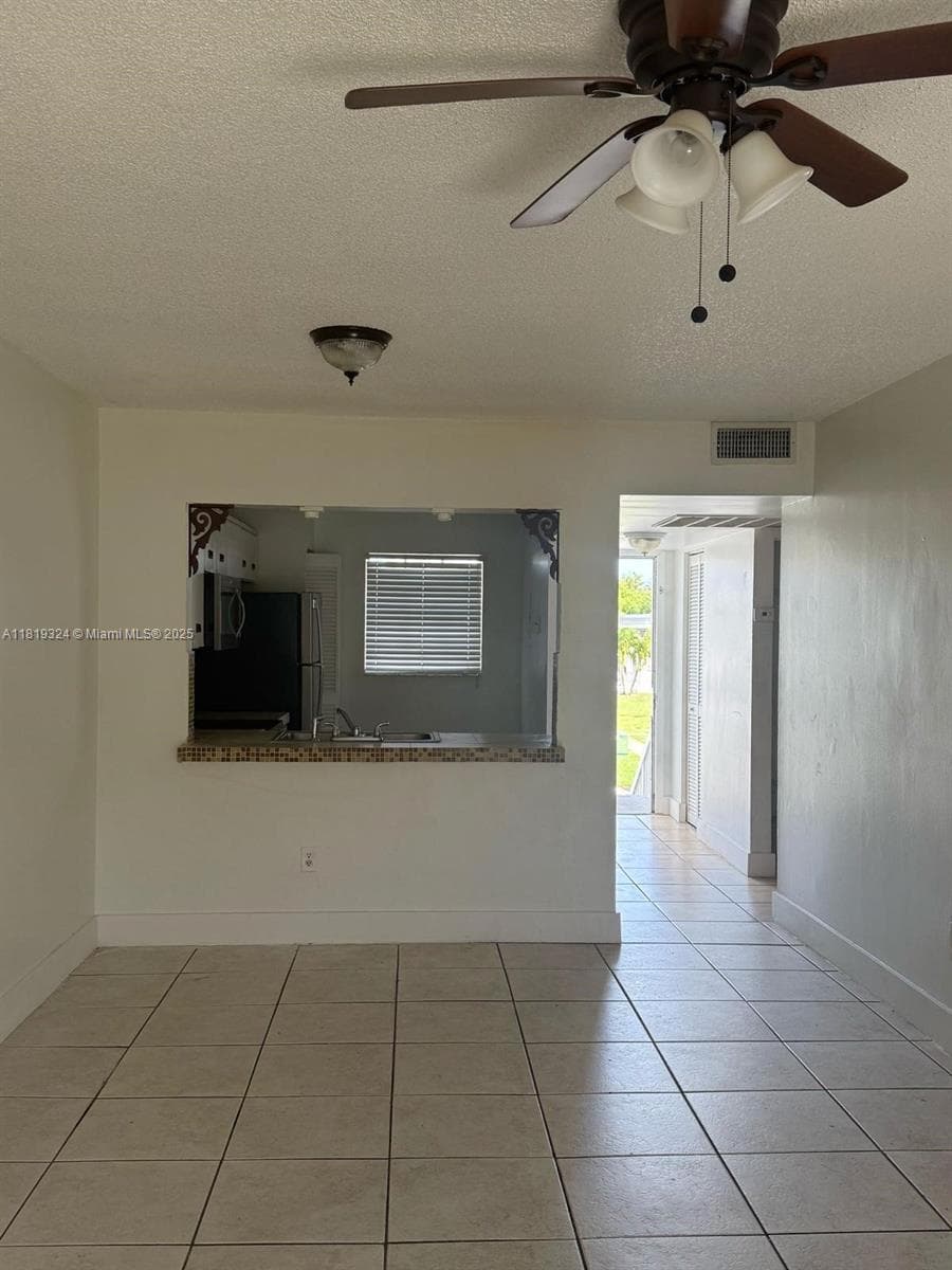 438 NE 210th Cir Ter # 4B, Miami FL 33179 — 5