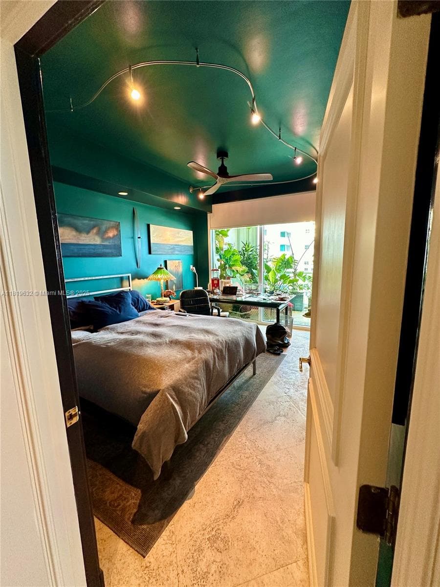 2645 S Bayshore Dr # 1403, Miami FL 33133 — 24