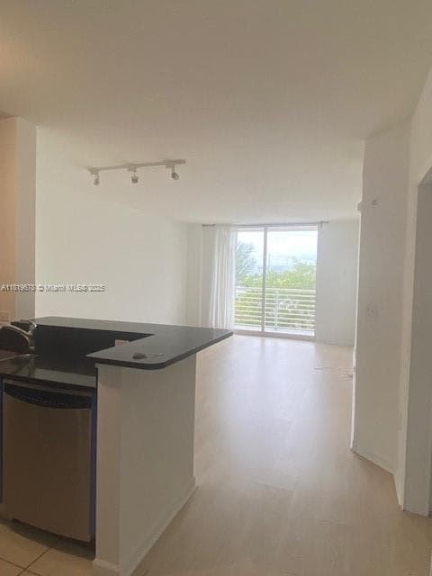 2775 NE 187th St # 407, Aventura FL 33180 — 13