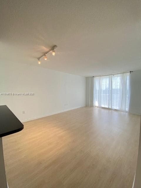 2775 NE 187th St # 407, Aventura FL 33180 — 10