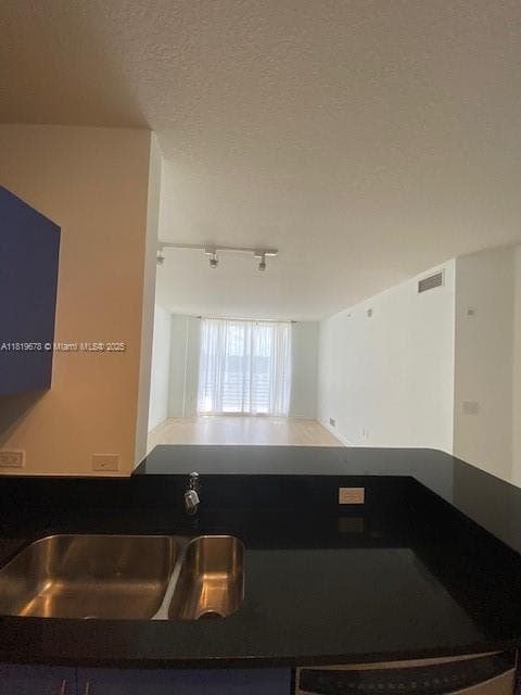 2775 NE 187th St # 407, Aventura FL 33180 — 18
