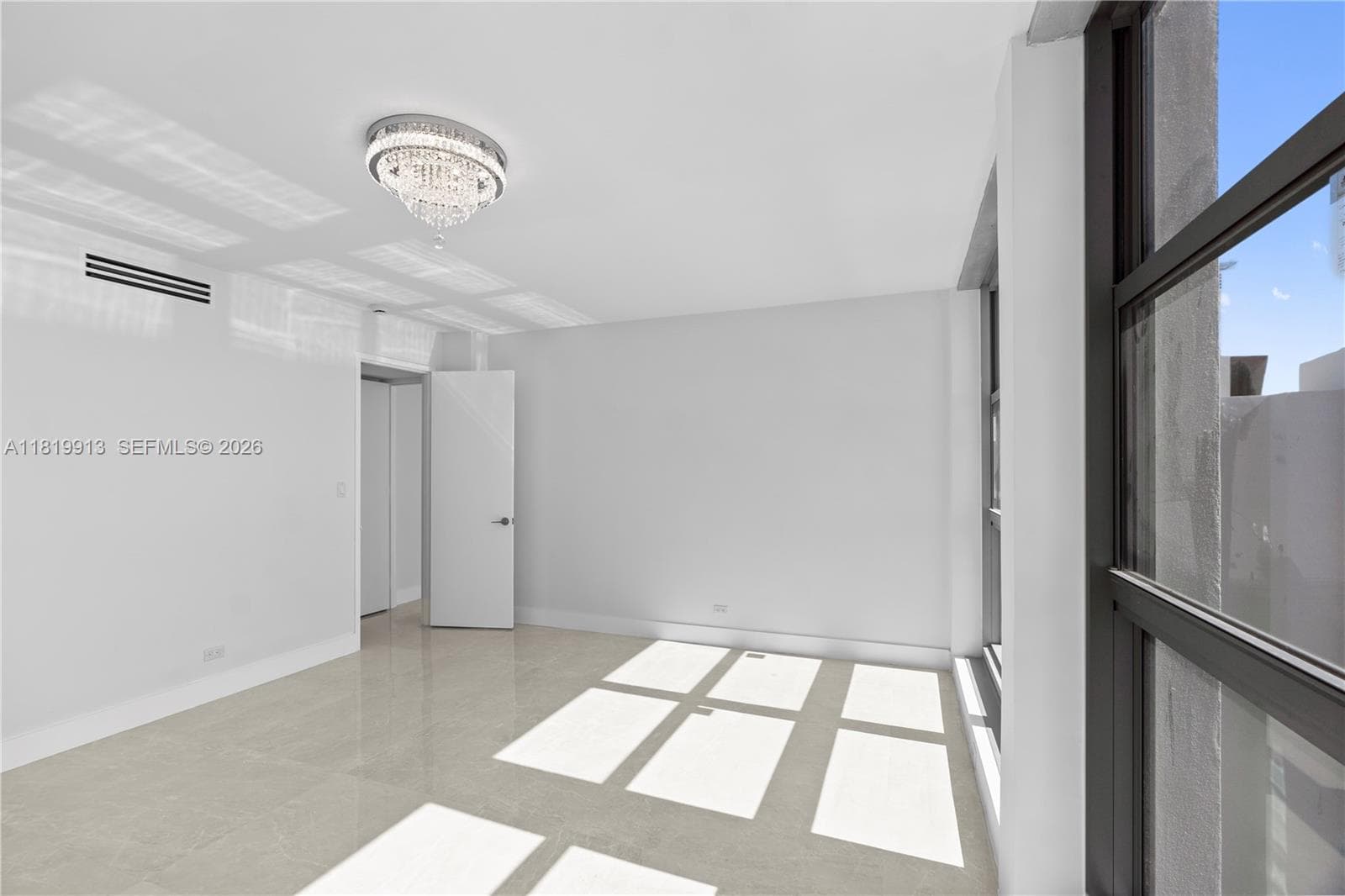 5055 Collins Ave # 14H, Miami Beach FL 33140 — 27