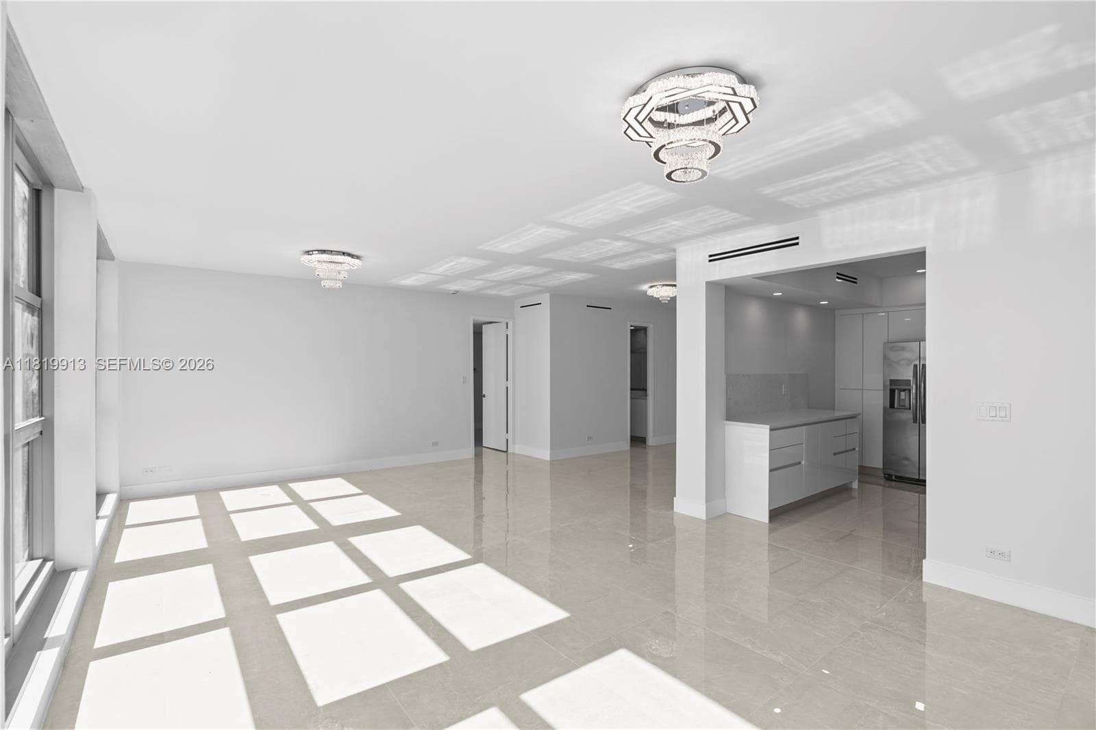 5055 Collins Ave # 14H, Miami Beach FL 33140 — 14