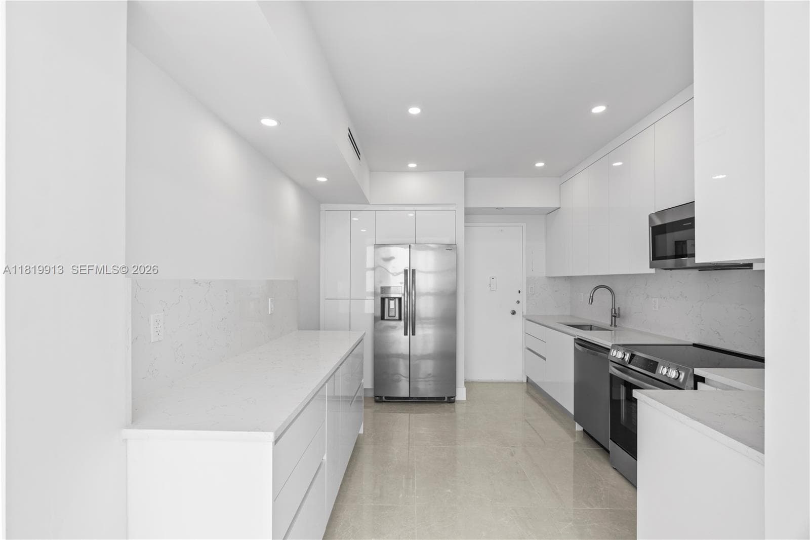 5055 Collins Ave # 14H, Miami Beach FL 33140 — 19