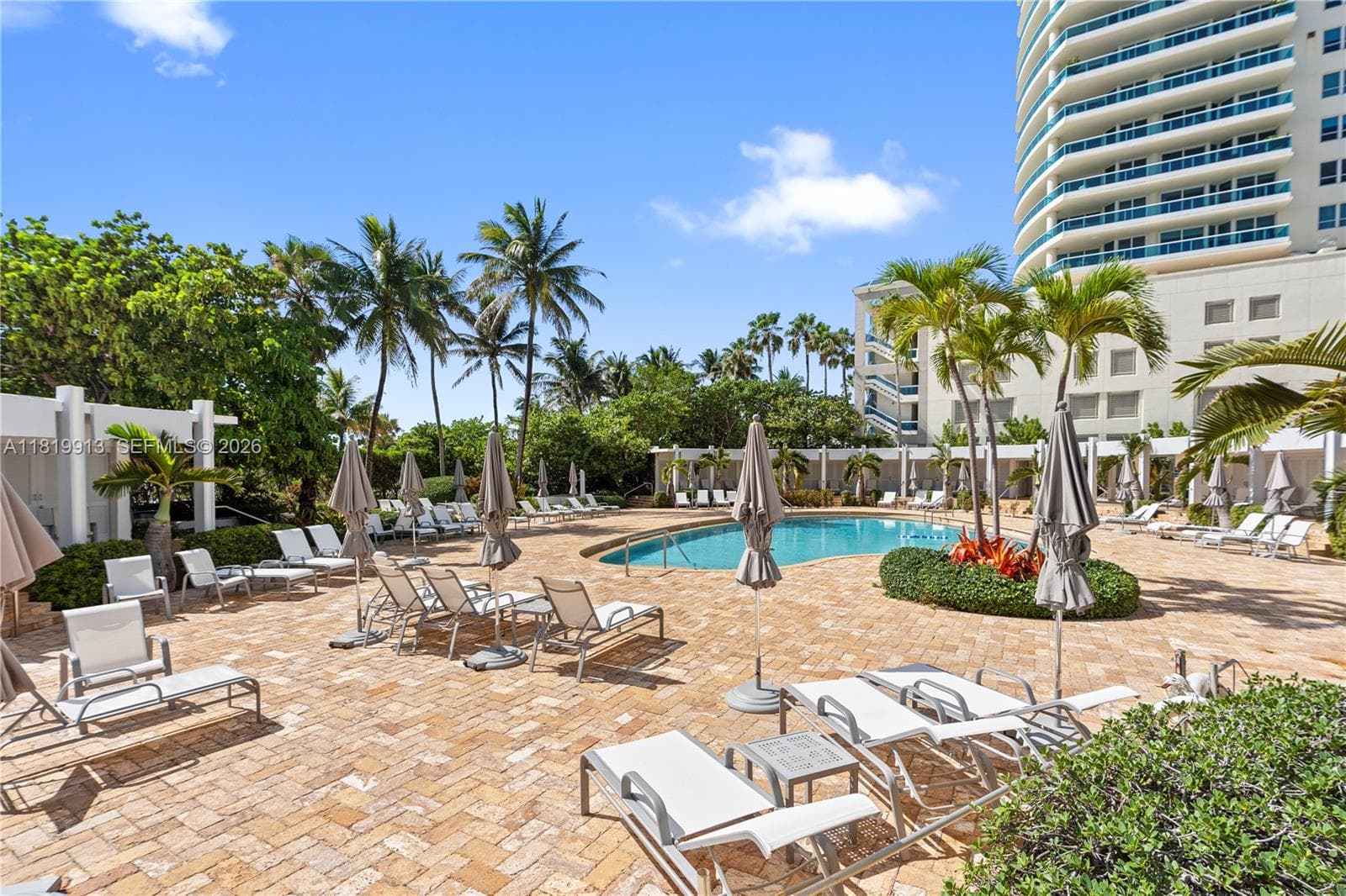 5055 Collins Ave # 14H, Miami Beach FL 33140 — 39