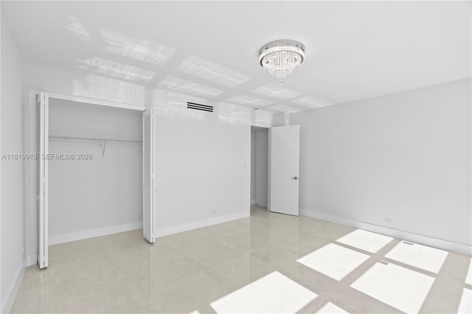 5055 Collins Ave # 14H, Miami Beach FL 33140 — 29