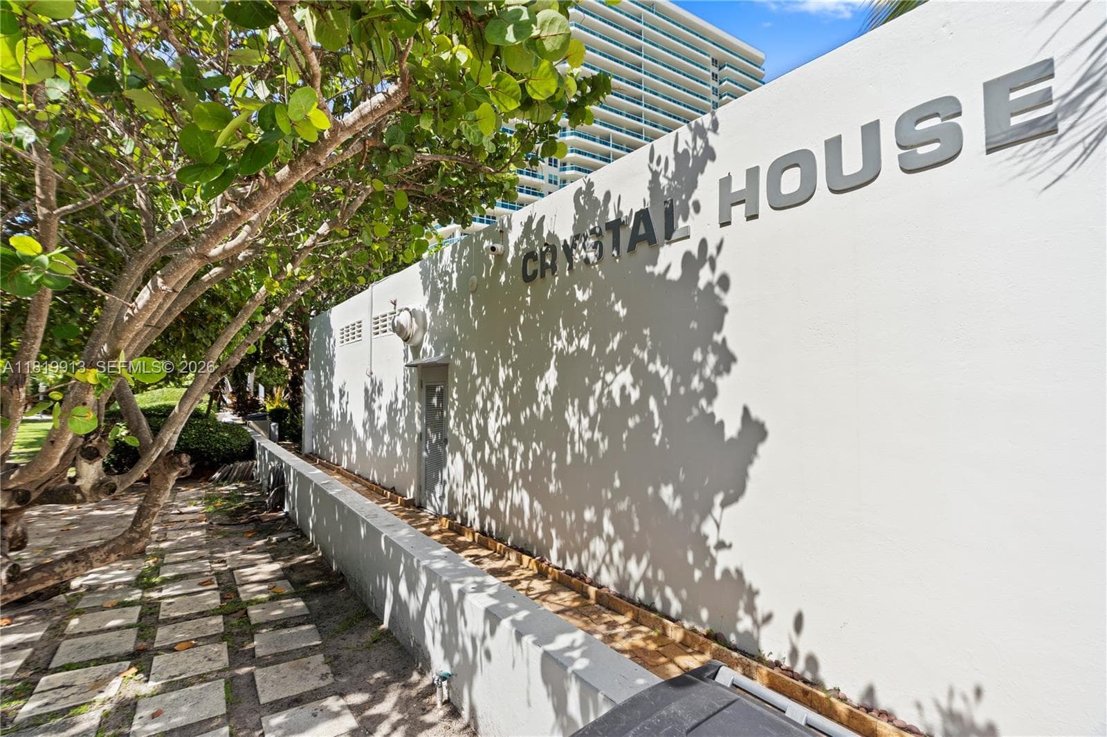 5055 Collins Ave # 14H, Miami Beach FL 33140 — 4