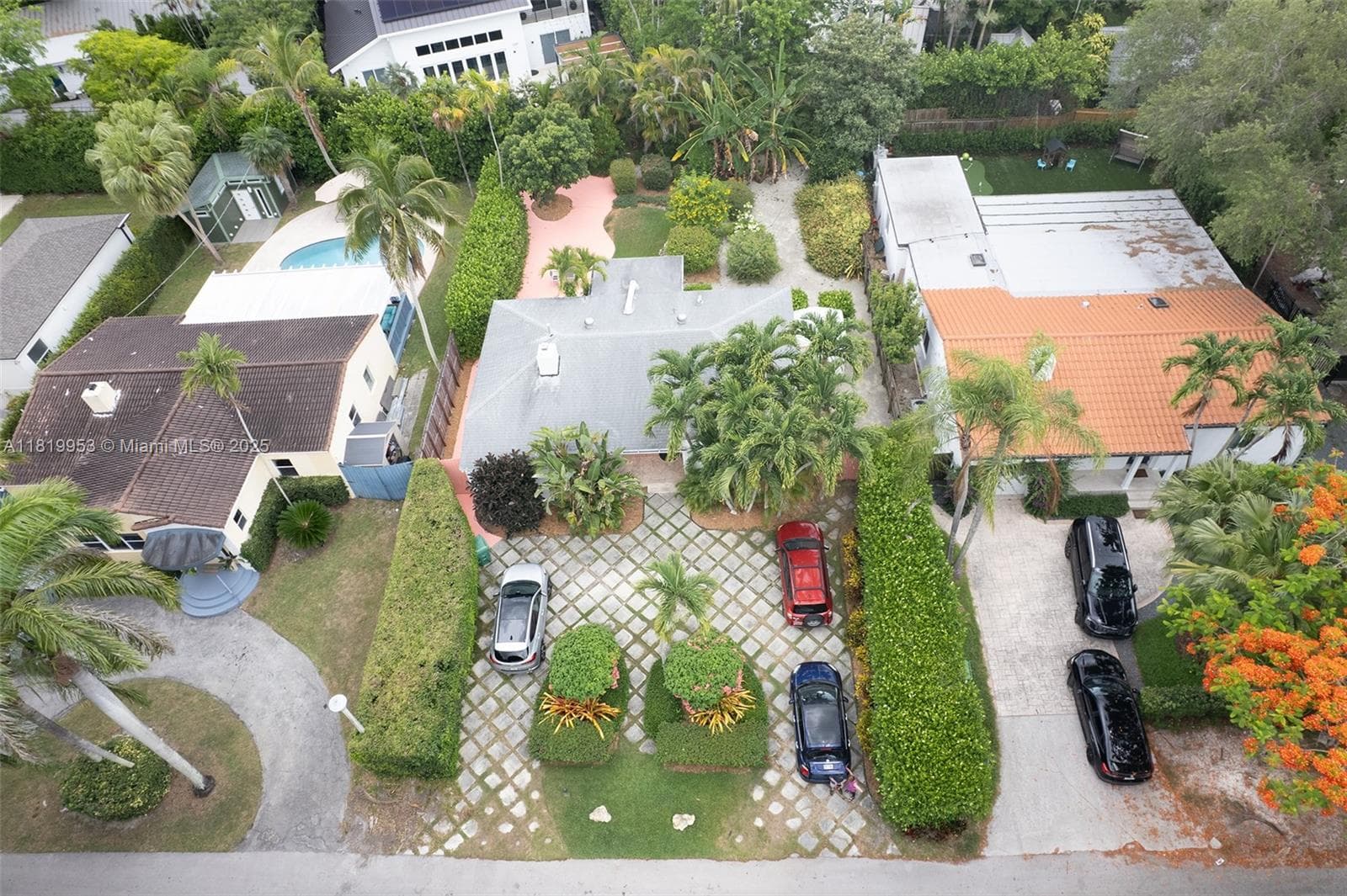 4245 Braganza Ave, Miami FL 33133 — 2