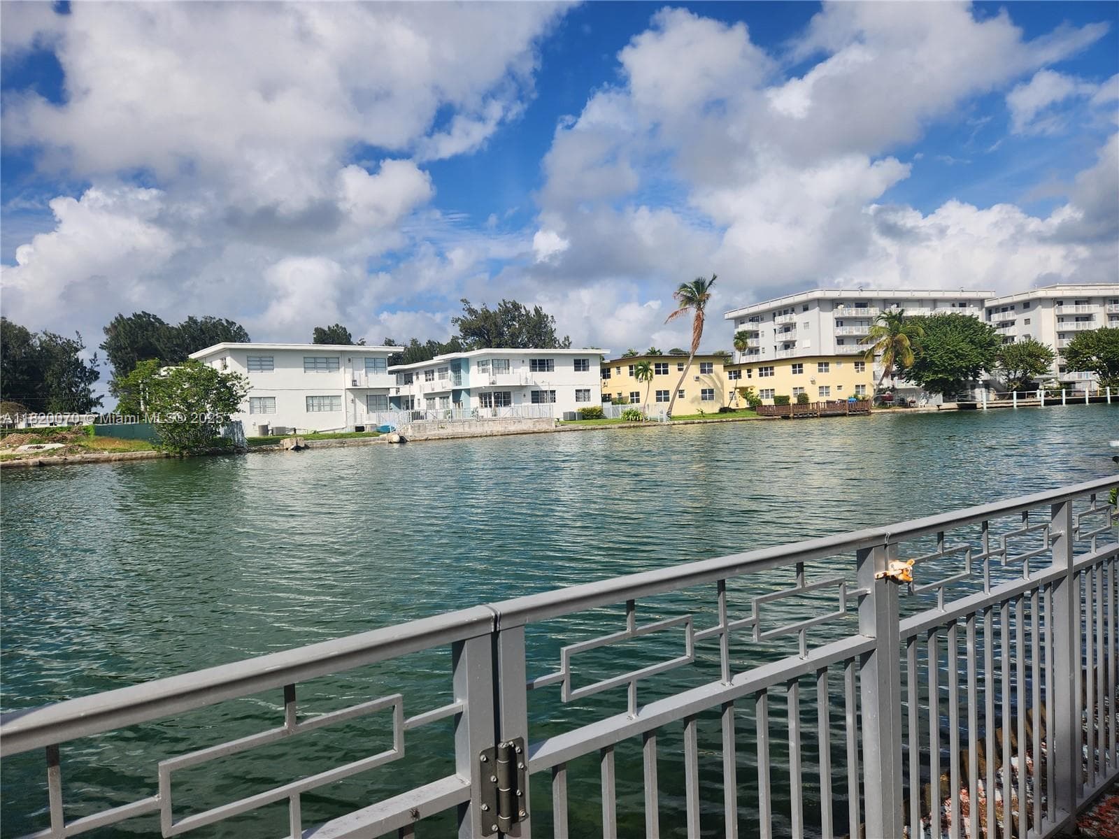 1239 Marseille Dr # 4, Miami Beach FL 33141 — 3