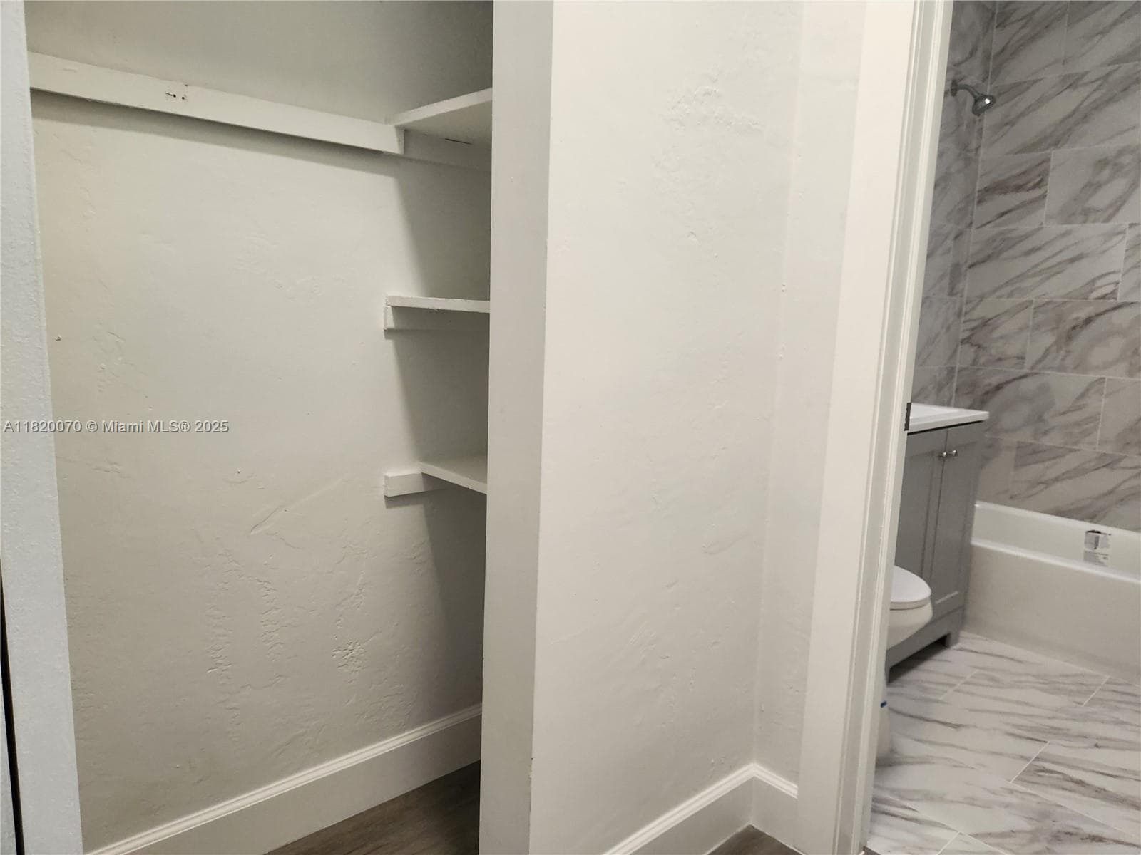 1239 Marseille Dr # 4, Miami Beach FL 33141 — 8