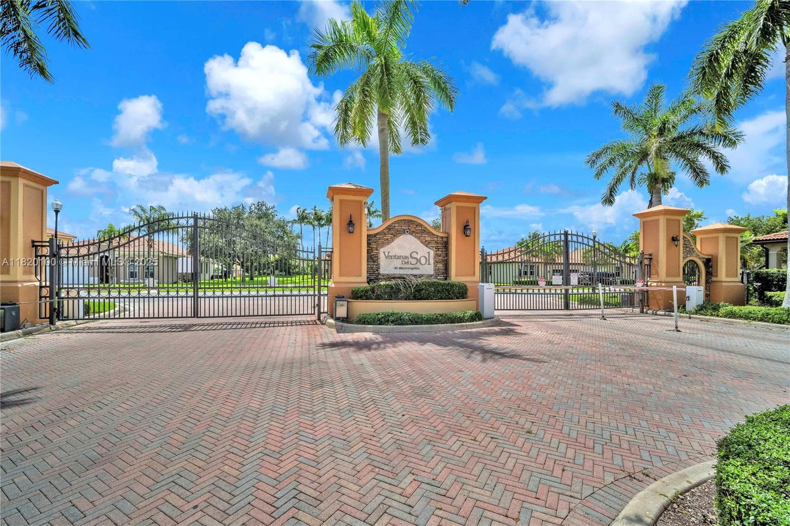 2190 SE 2nd St, Homestead FL 33033 — 37