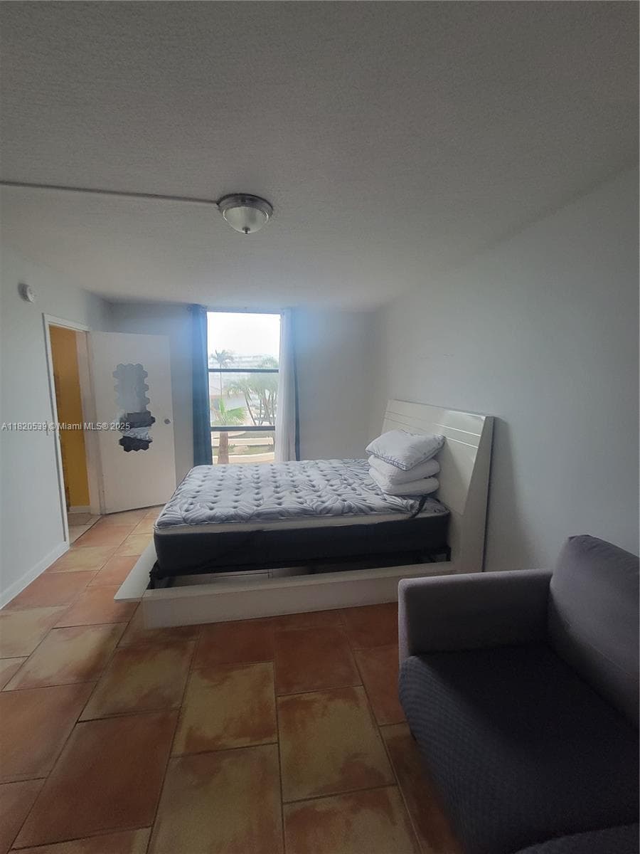 13499 Biscayne Blvd # 506, North Miami FL 33181 — 7