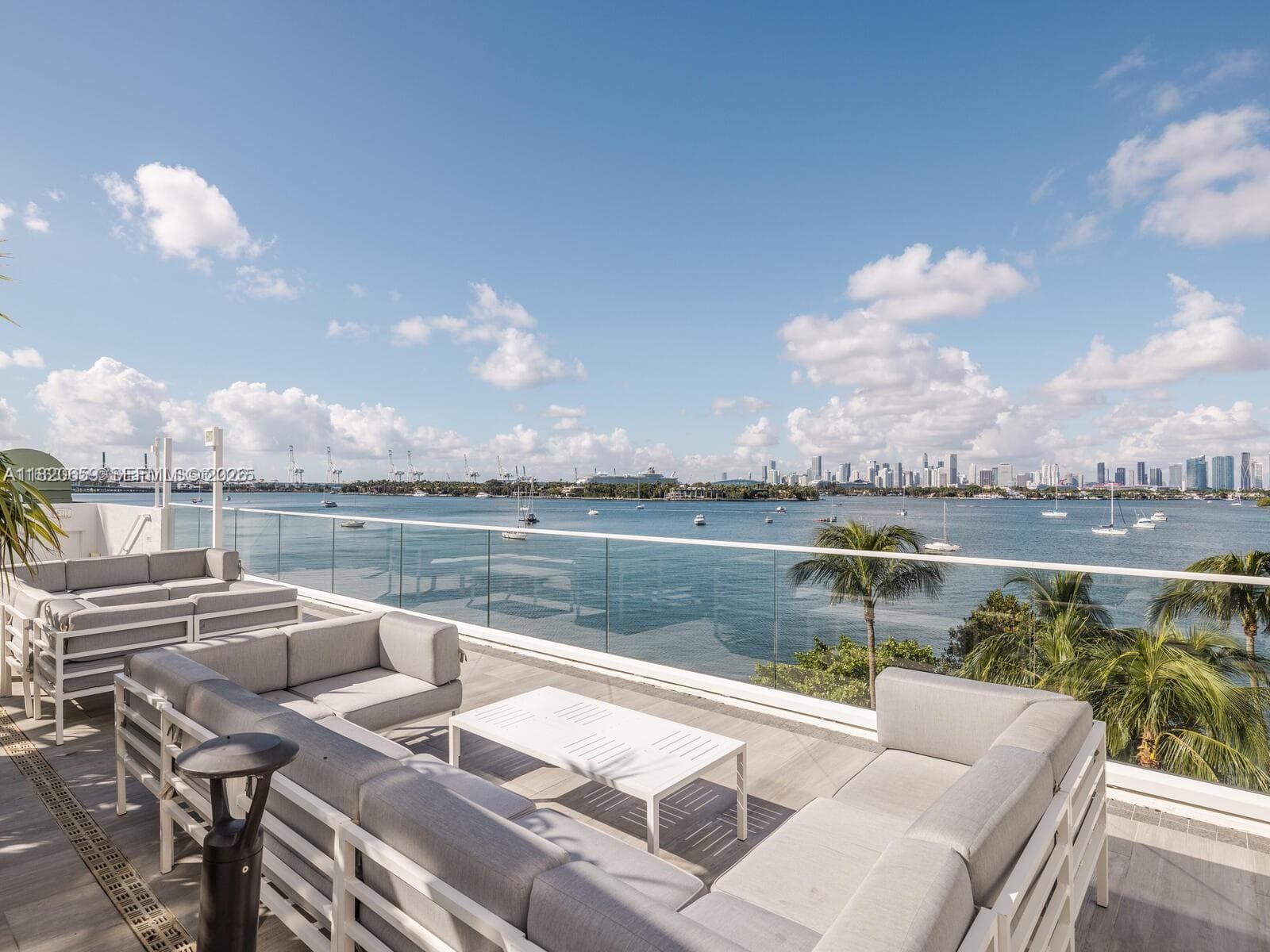 1330 West Ave # 3007, Miami Beach FL 33139 — 27