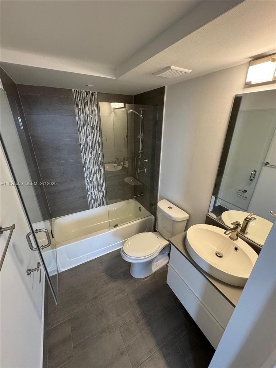 1330 West Ave # 3007, Miami Beach FL 33139 — 53