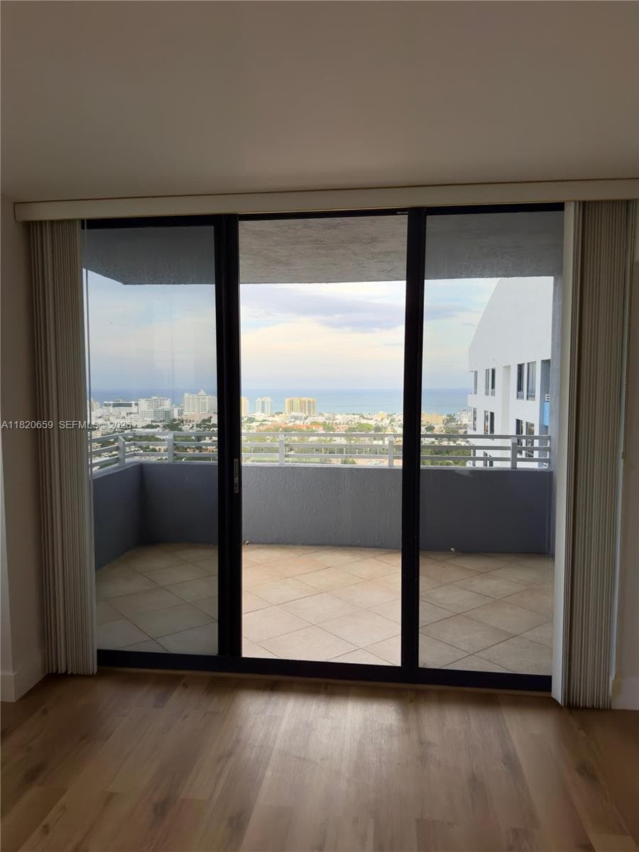 1330 West Ave # 3007, Miami Beach FL 33139 — 7