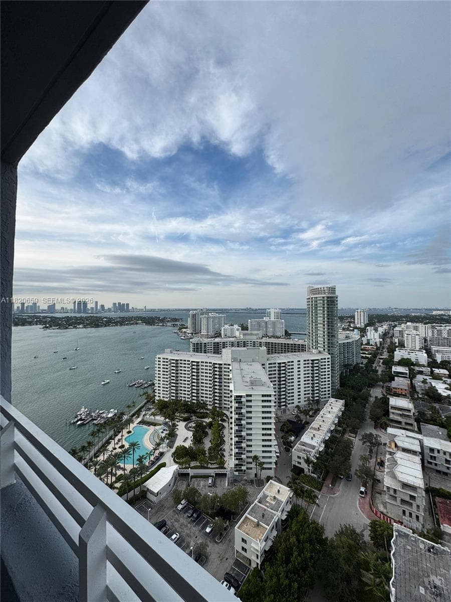 1330 West Ave # 3007, Miami Beach FL 33139 — 1