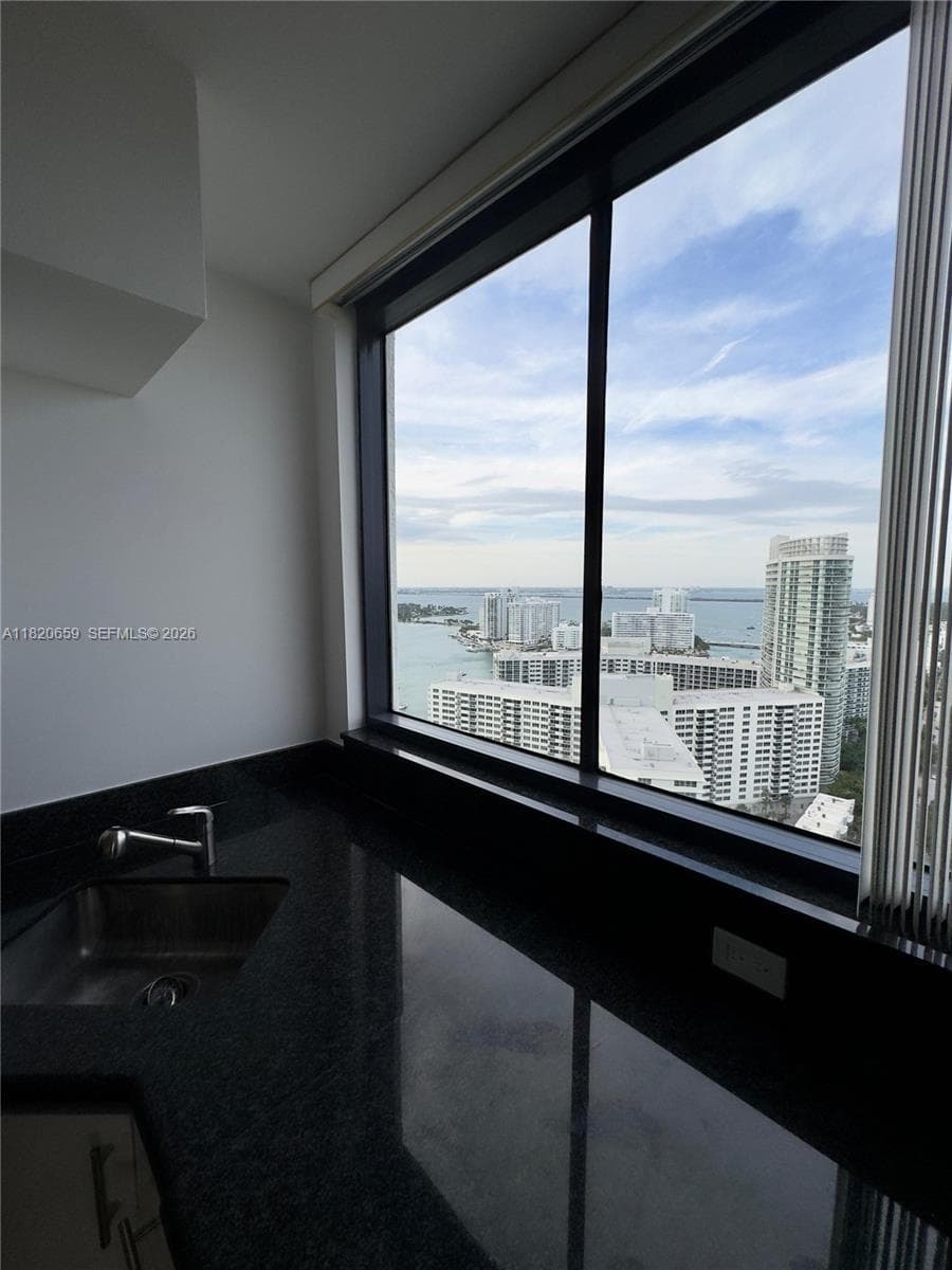 1330 West Ave # 3007, Miami Beach FL 33139 — 49