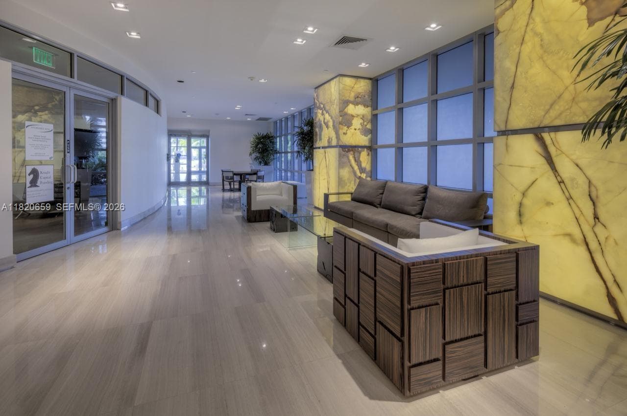 1330 West Ave # 3007, Miami Beach FL 33139 — 31