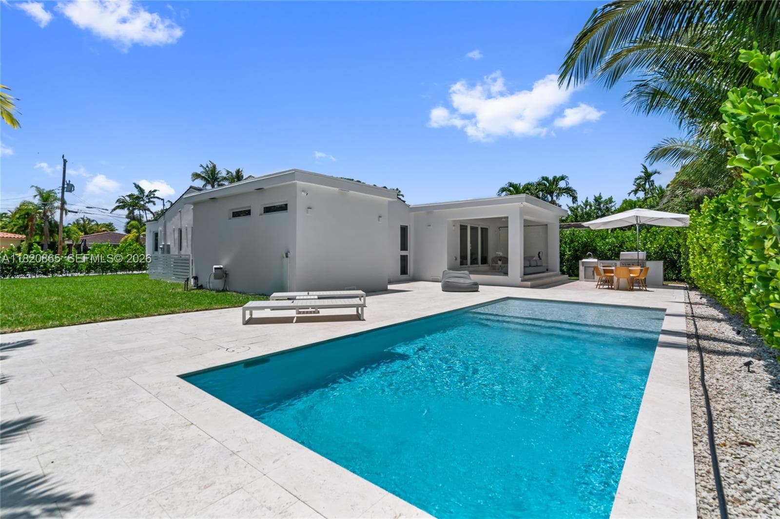 9033 Emerson Ave, Surfside FL 33154 — 36