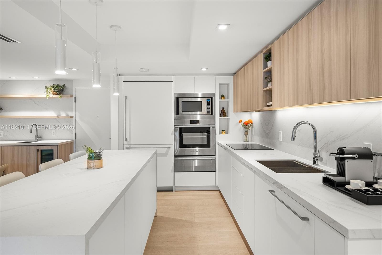 2301 Collins Ave # 630, Miami Beach FL 33139 — 22