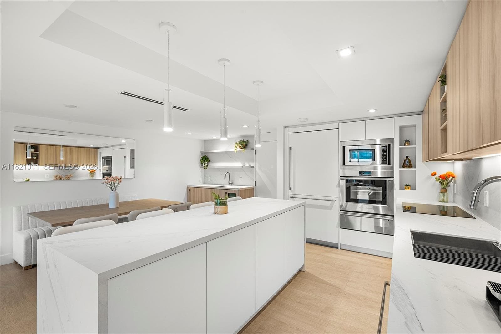 2301 Collins Ave # 630, Miami Beach FL 33139 — 25