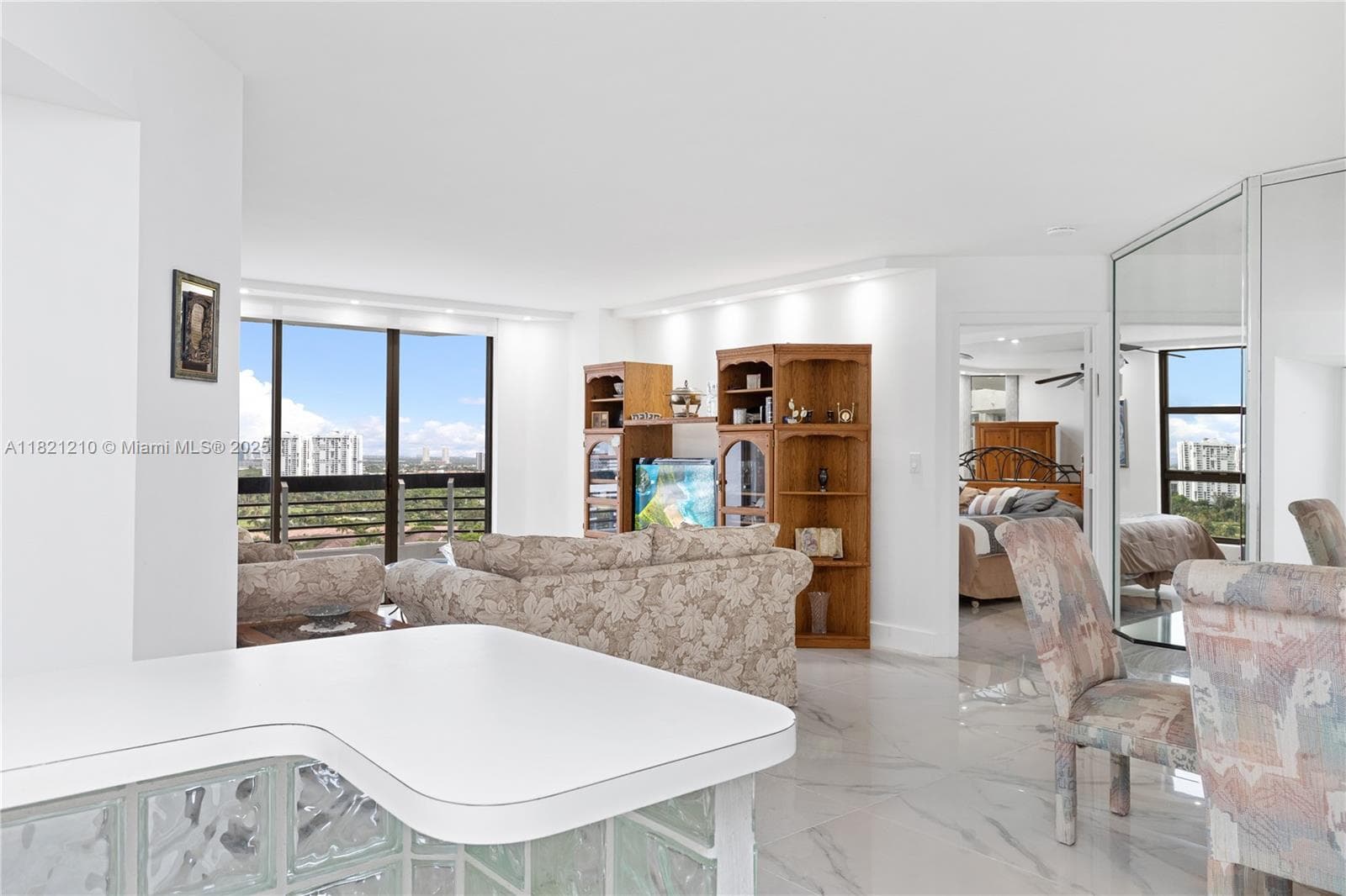 3530 Mystic Pointe Dr # 2108, Aventura FL 33180 — 14