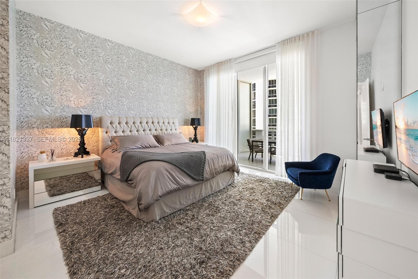 15901 Collins Ave # 3302, Sunny Isles Beach FL 33160 — 17