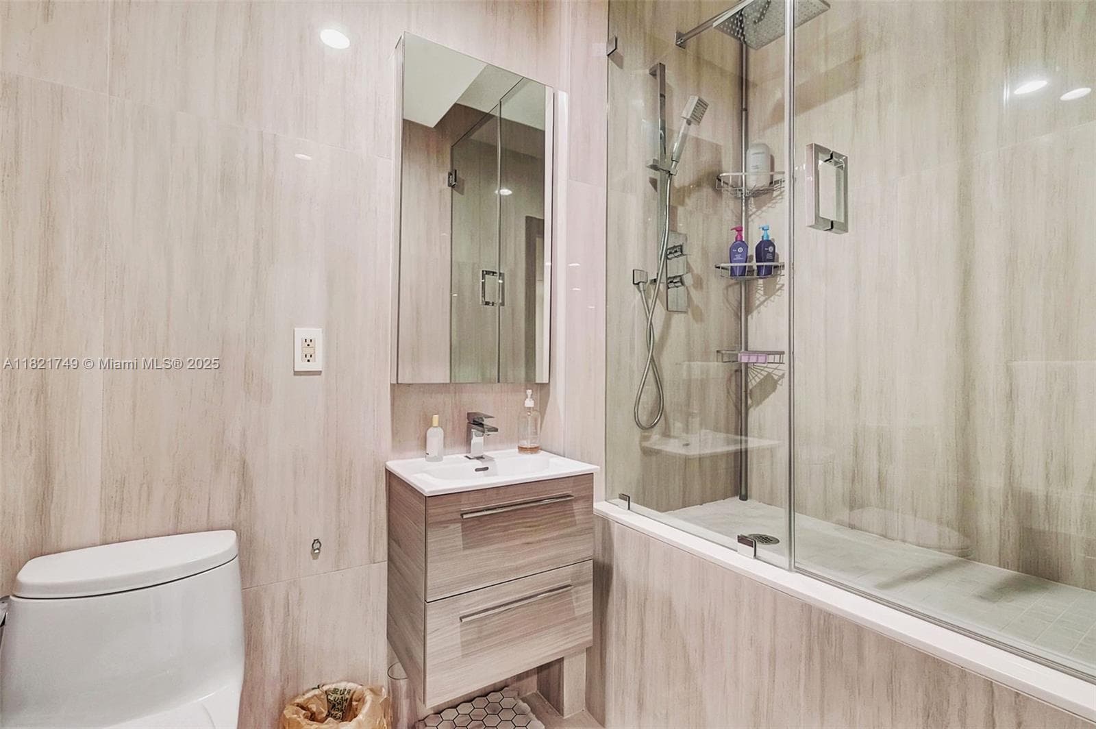 16425 Collins Ave # 311, Sunny Isles Beach FL 33160 — 34
