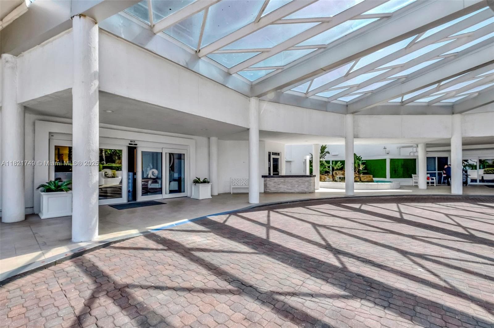 16425 Collins Ave # 311, Sunny Isles Beach FL 33160 — 41