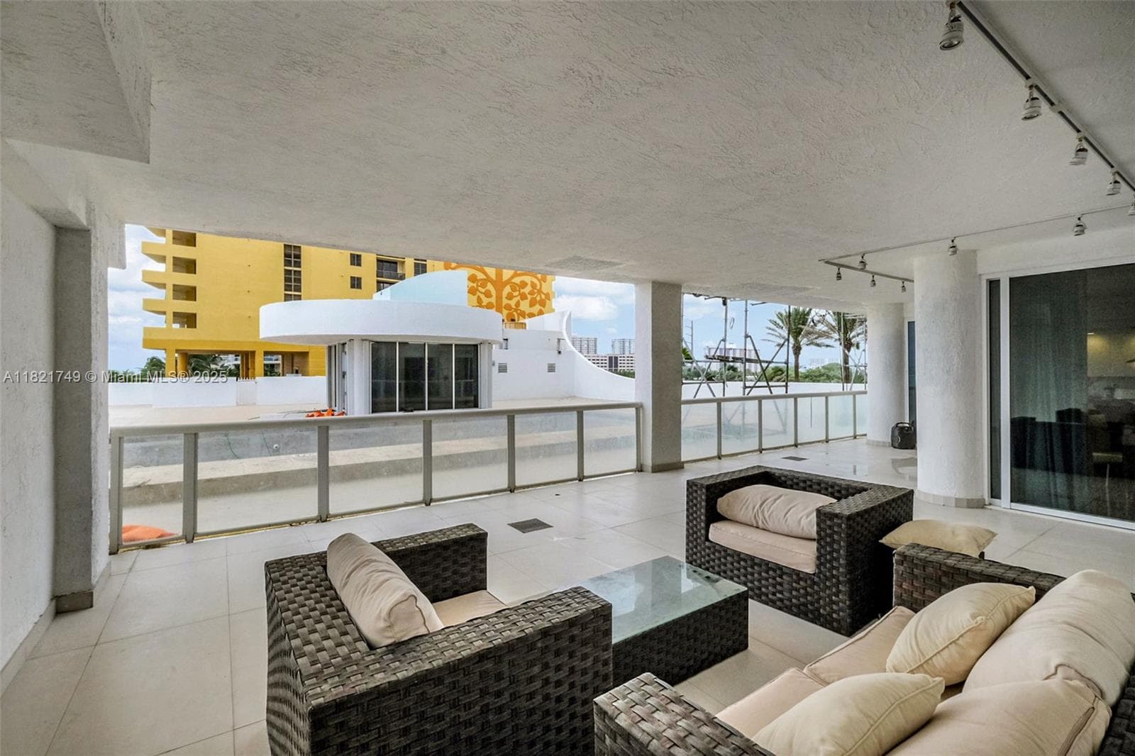 16425 Collins Ave # 311, Sunny Isles Beach FL 33160 — 19