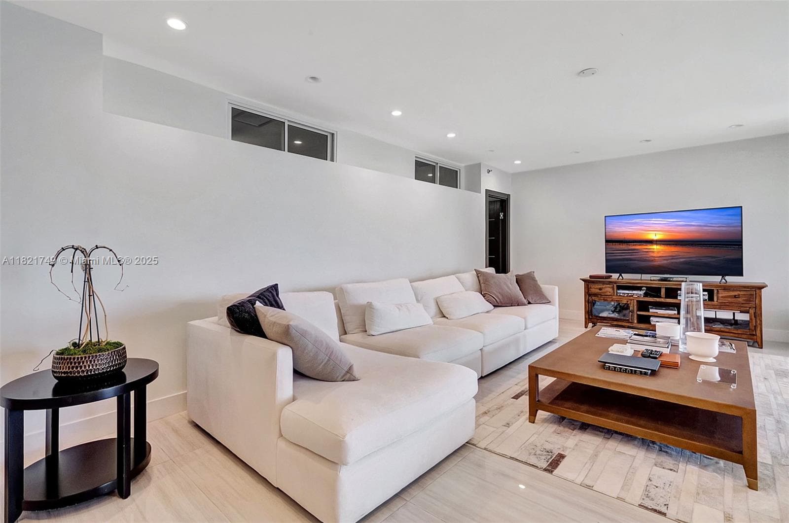 16425 Collins Ave # 311, Sunny Isles Beach FL 33160 — 8