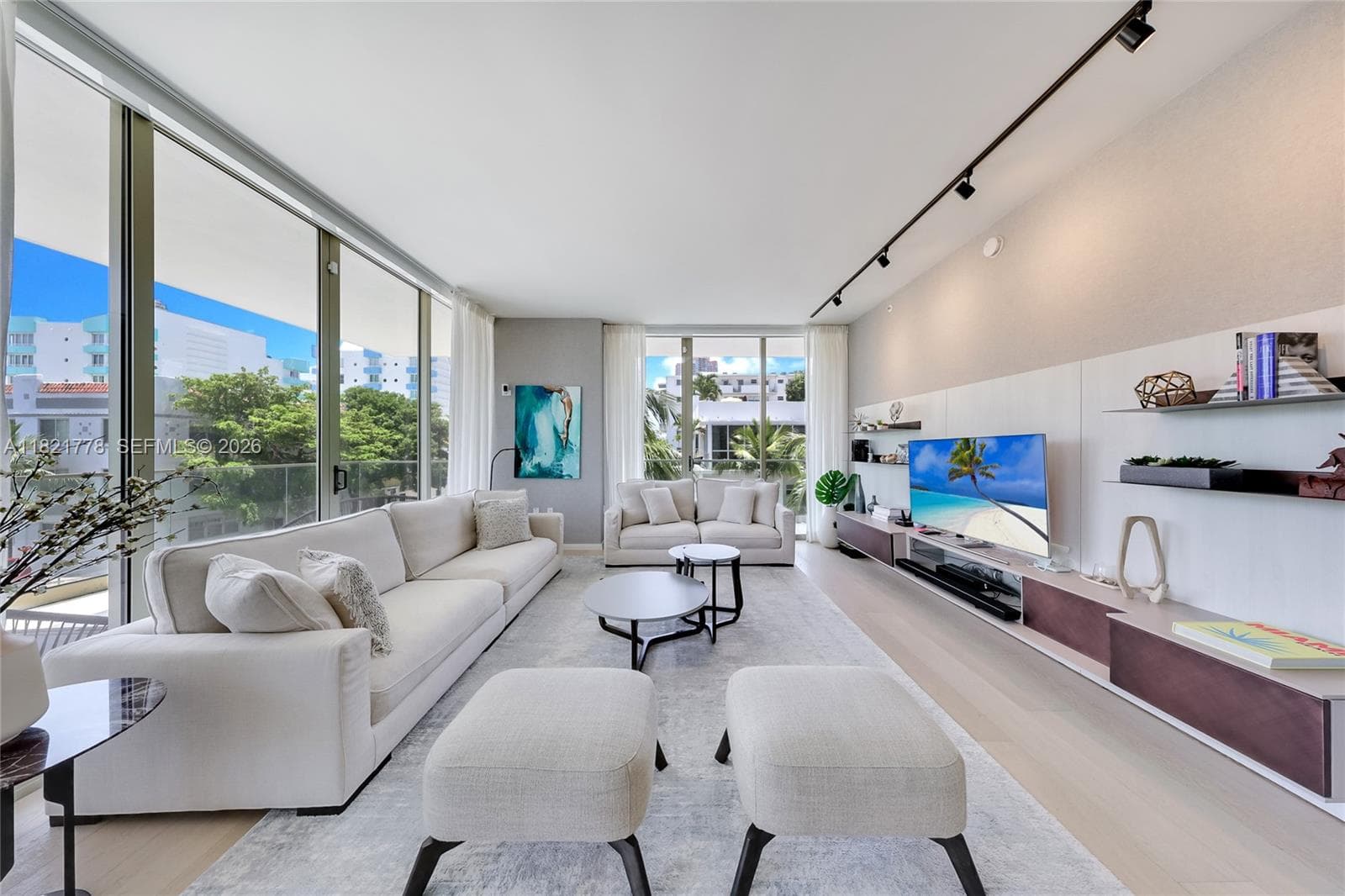 300 Collins Ave # 3D, Miami Beach FL 33139 — 2