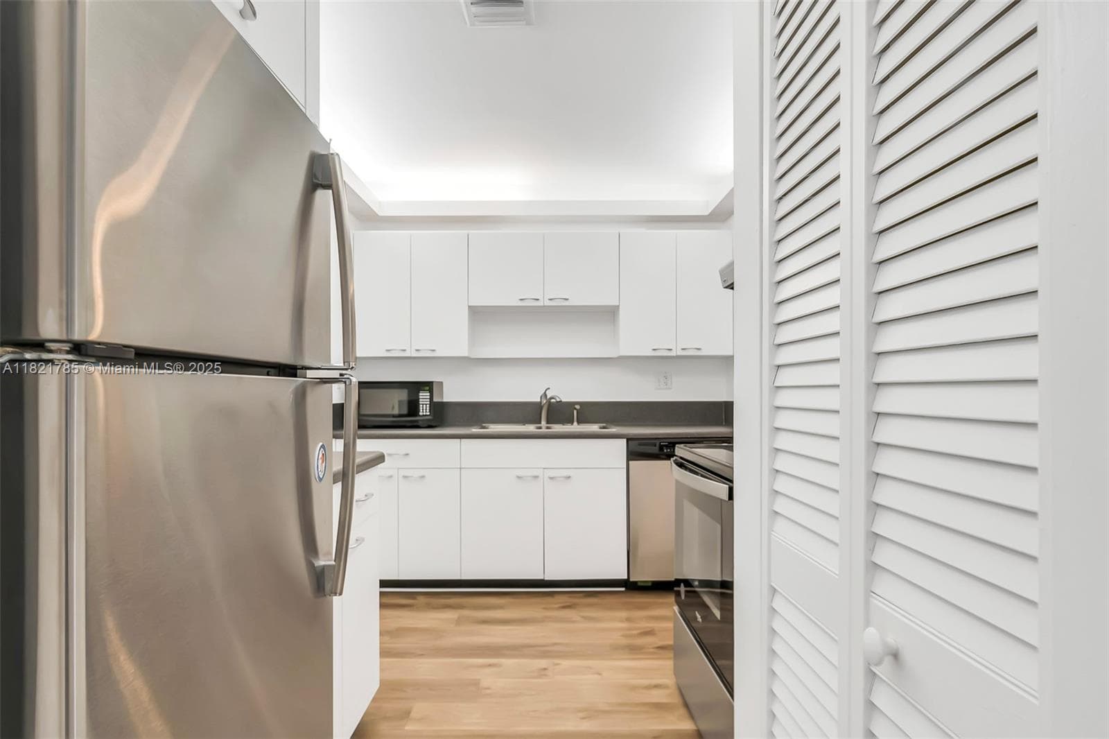 8335 SW 72nd Ave # 315D, Miami FL 33143 — 9