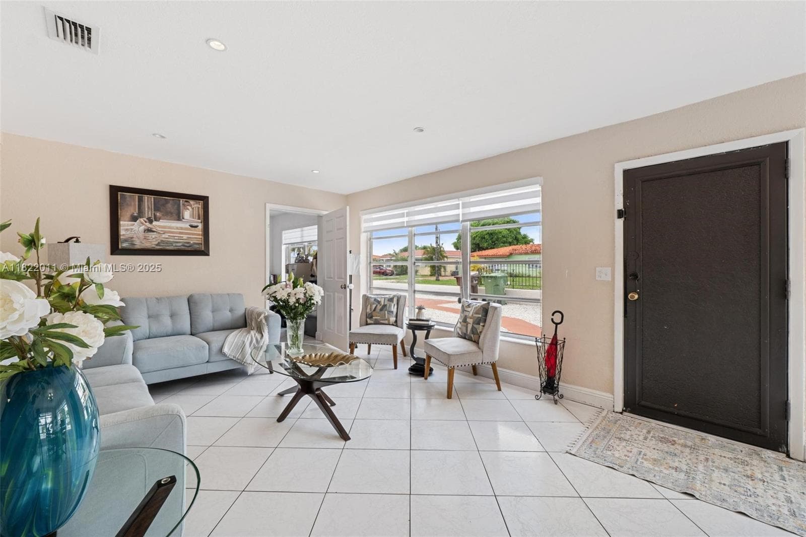 230 W 47th St, Hialeah FL 33012 — 14