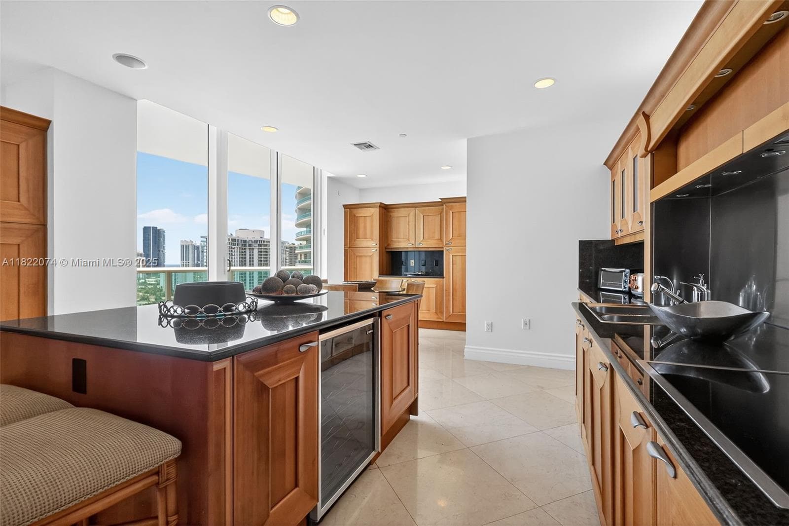 20155 NE 38th Ct # 2201, Aventura FL 33180 — 17